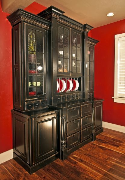 Hutch Installation in Glen Burnie
